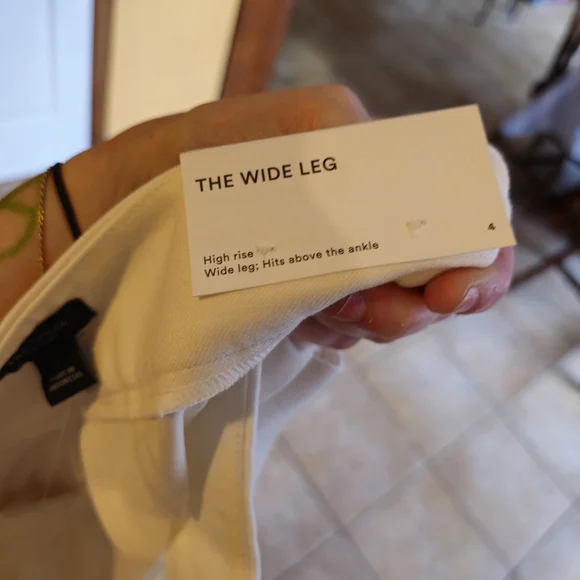 Nwt Ann Taylor size 4 off white wide leg trouser - Picture 3 of 4